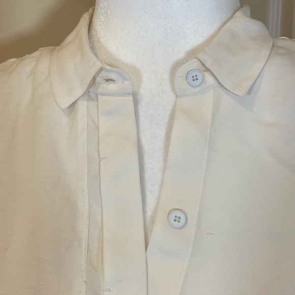 ELIE TAHARI | Size XS | silk blouse - Picture 3 of 10